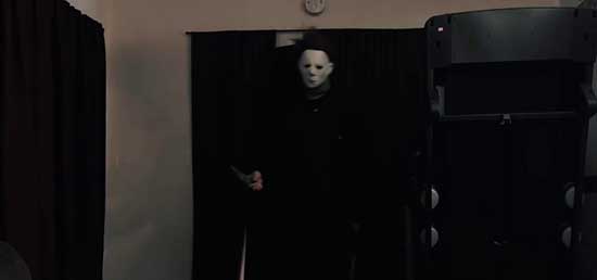 SHORT-ФИЛЬМ-Halloween-The-Панхандл-Massacre-Дин-Томас-3